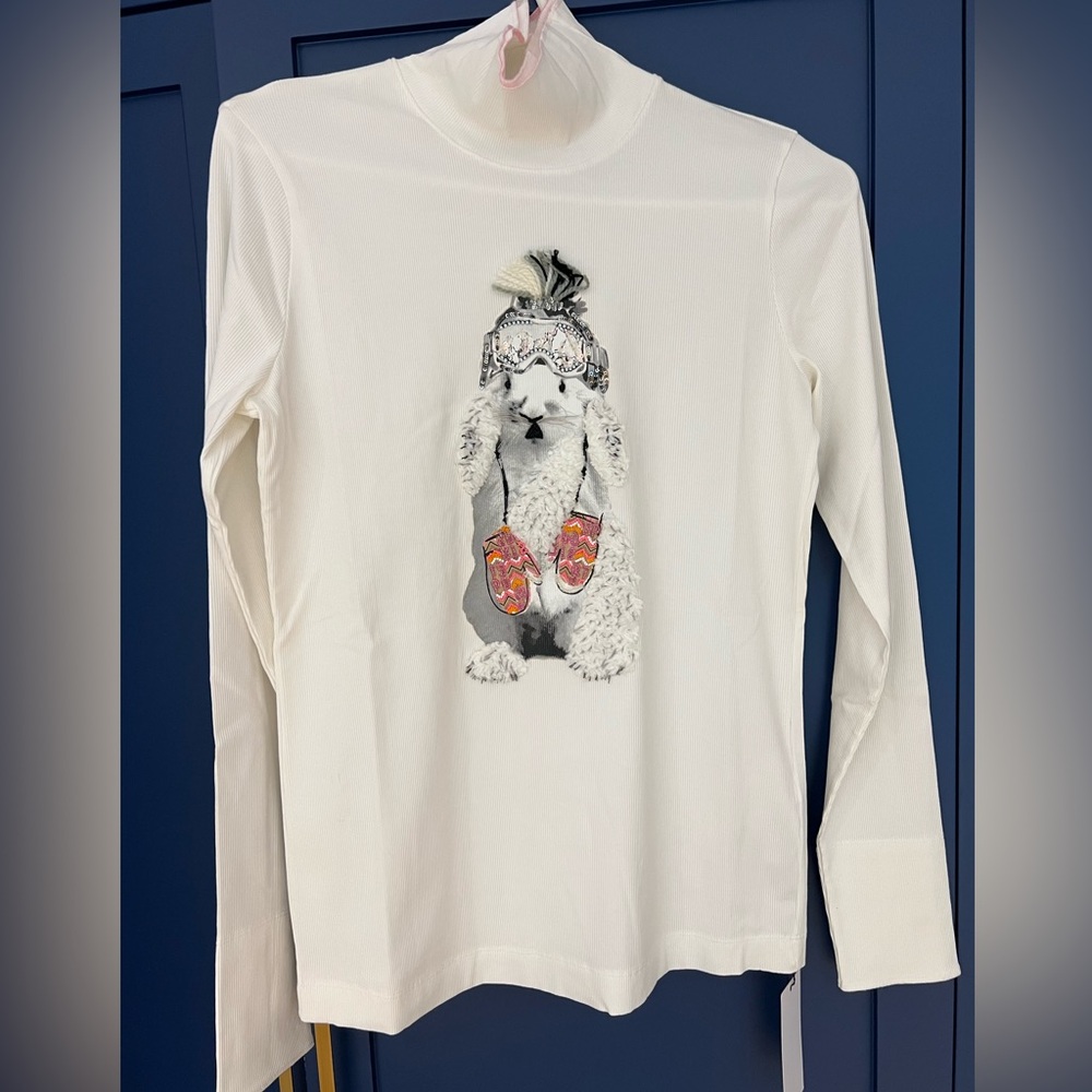 Marc Cain White Turtleneck Sweater with Graphic Design of a bunny rabbit. Size 8